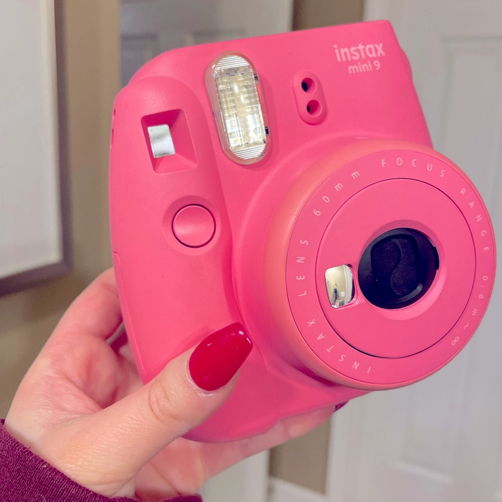INSTAX Fujifilm MINI 9 AND case bag